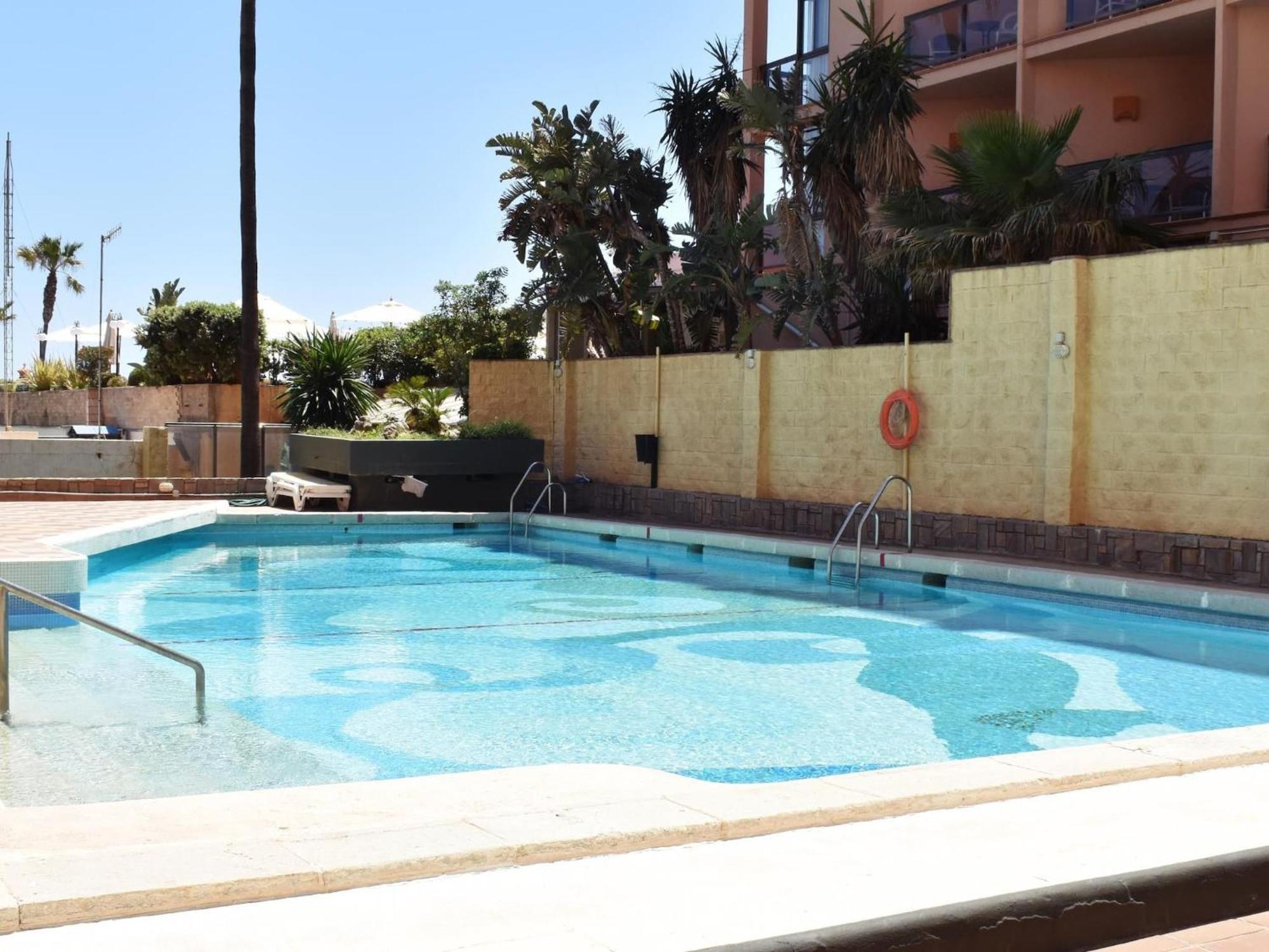 Luminoso Apartamento De 3 Dormitorios A Pie De Playa En Torremolinos Exterior foto